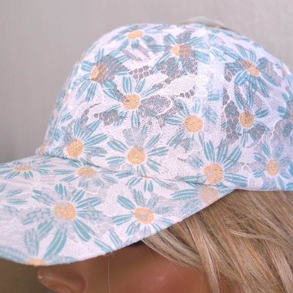 Daisy Lace Light weight Cap Sun Hat 2 colors - Picture 1 of 7